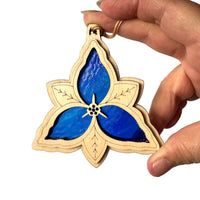 TRILLIUM SUNCATCHER - 3.5" stained glass & wood ornament