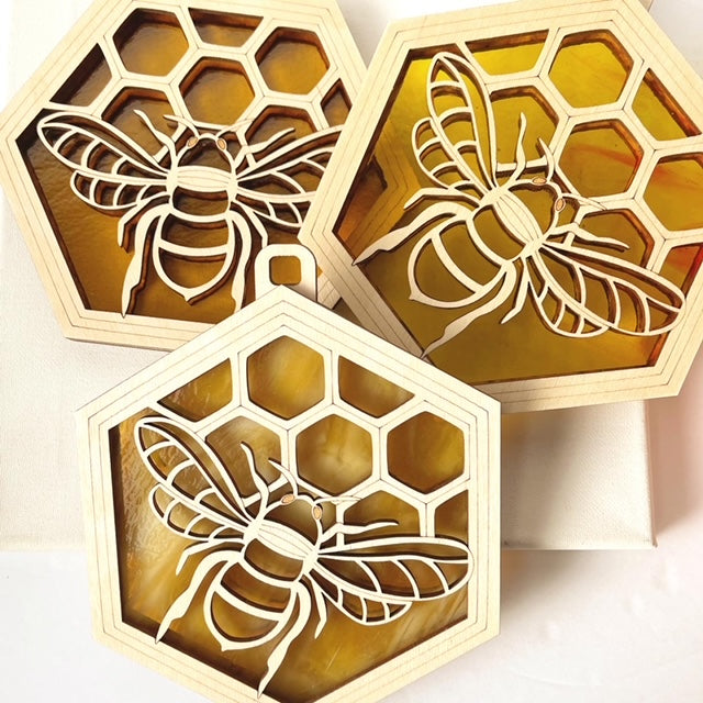 BEE SUNCATCHER - 6"