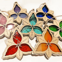 TRILLIUM SUNCATCHER - 3.5" stained glass & wood ornament
