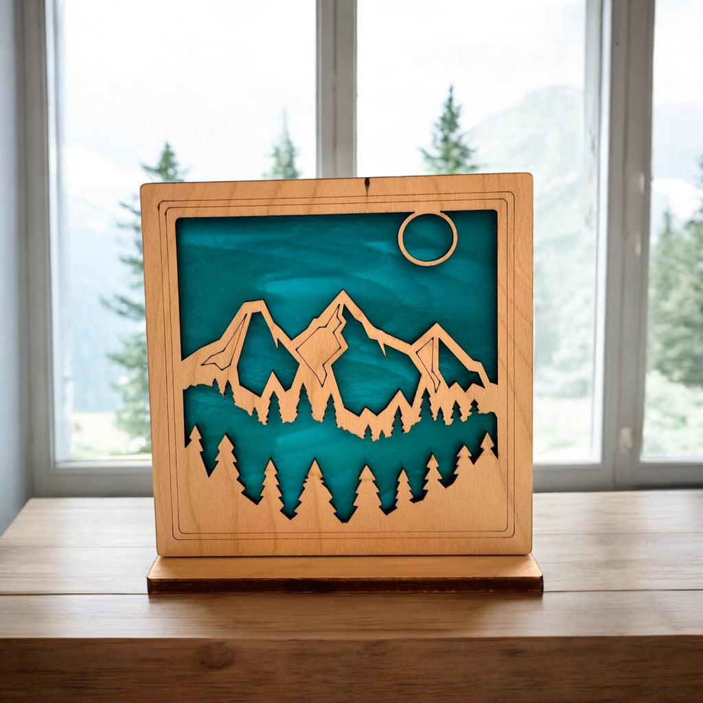 MOUNTAIN - Freestanding 6" Suncatcher