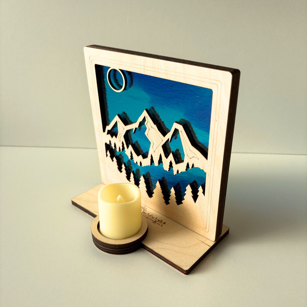 MOUNTAIN - Freestanding 6" Suncatcher