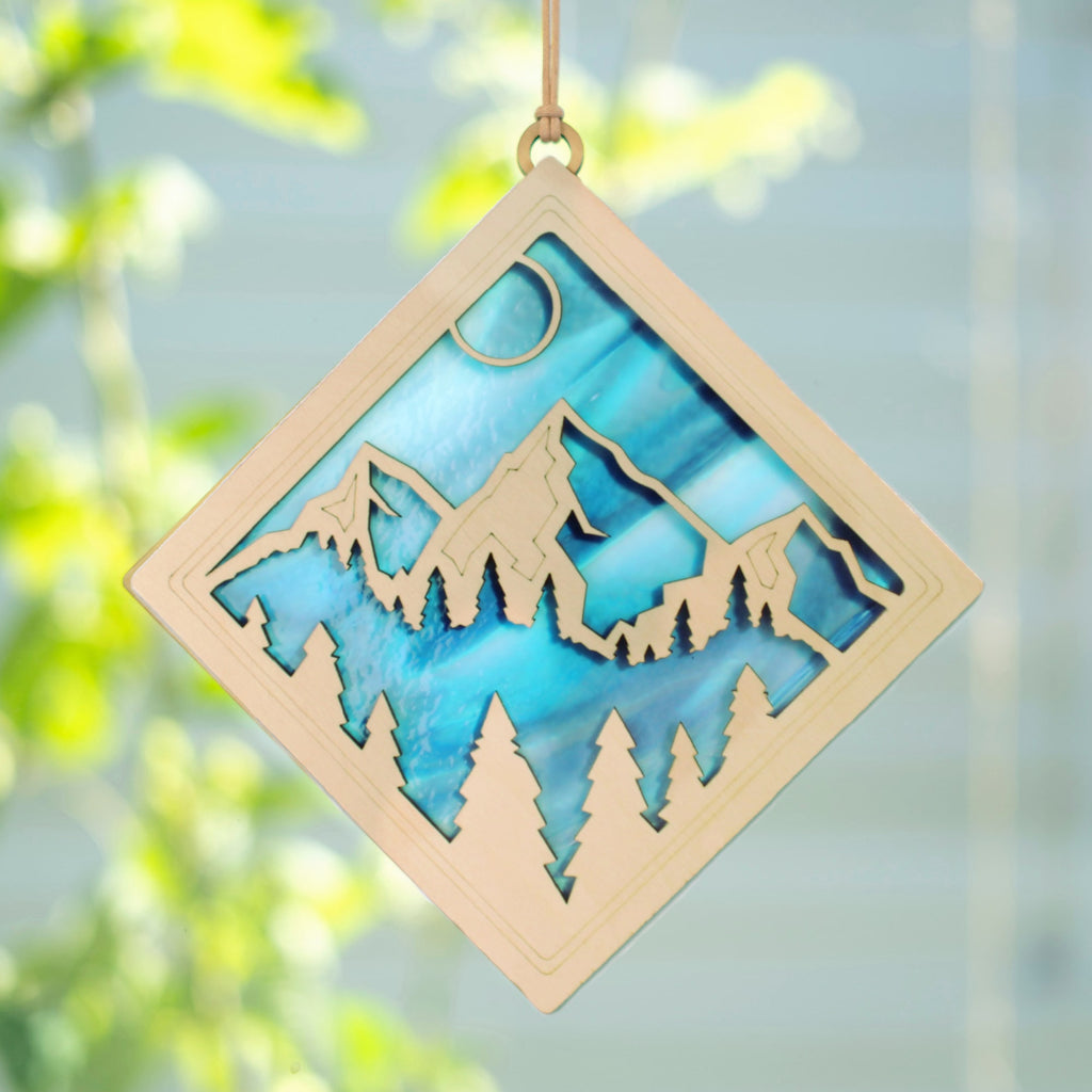 MOUNTAINSCAPE SUNCATCHER