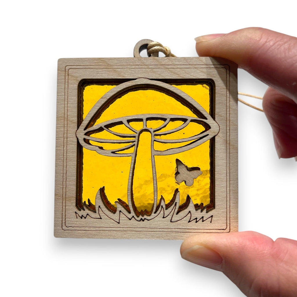 MUSHROOM MINI SUNCATCHER