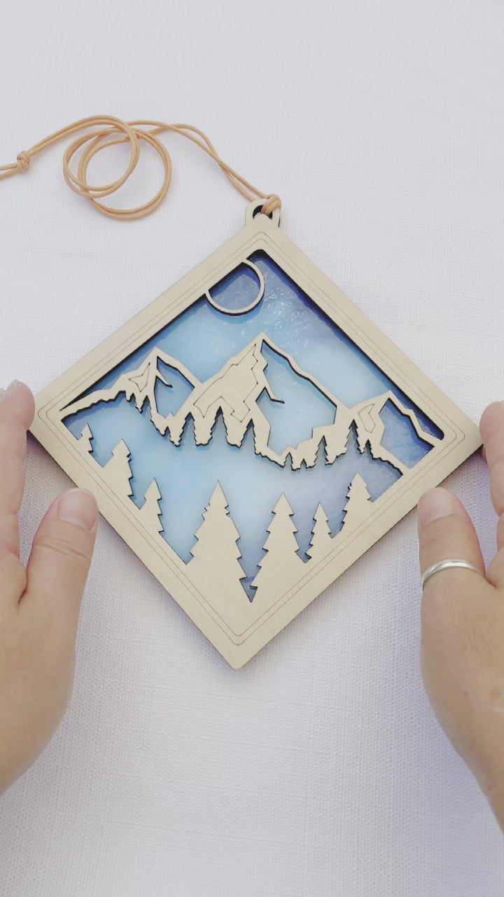 MOUNTAINSCAPE SUNCATCHER