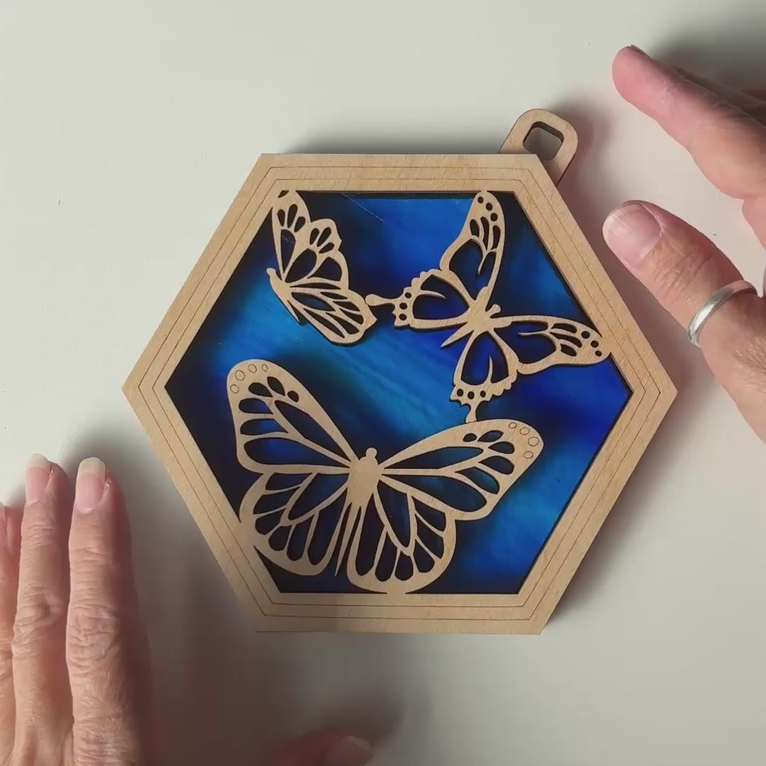 BUTTERFLY SUNCATCHER - 6"
