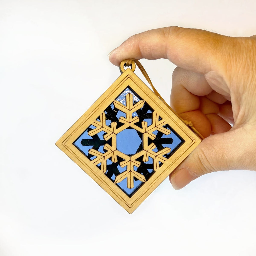 Mini Suncatcher - SNOWFLAKES (3 styles)