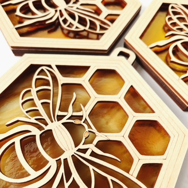 BEE SUNCATCHER - 6"
